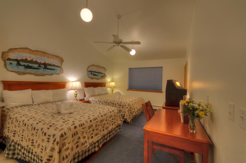 Frontier Suites Hotel In จูโน ภายนอก รูปภาพ